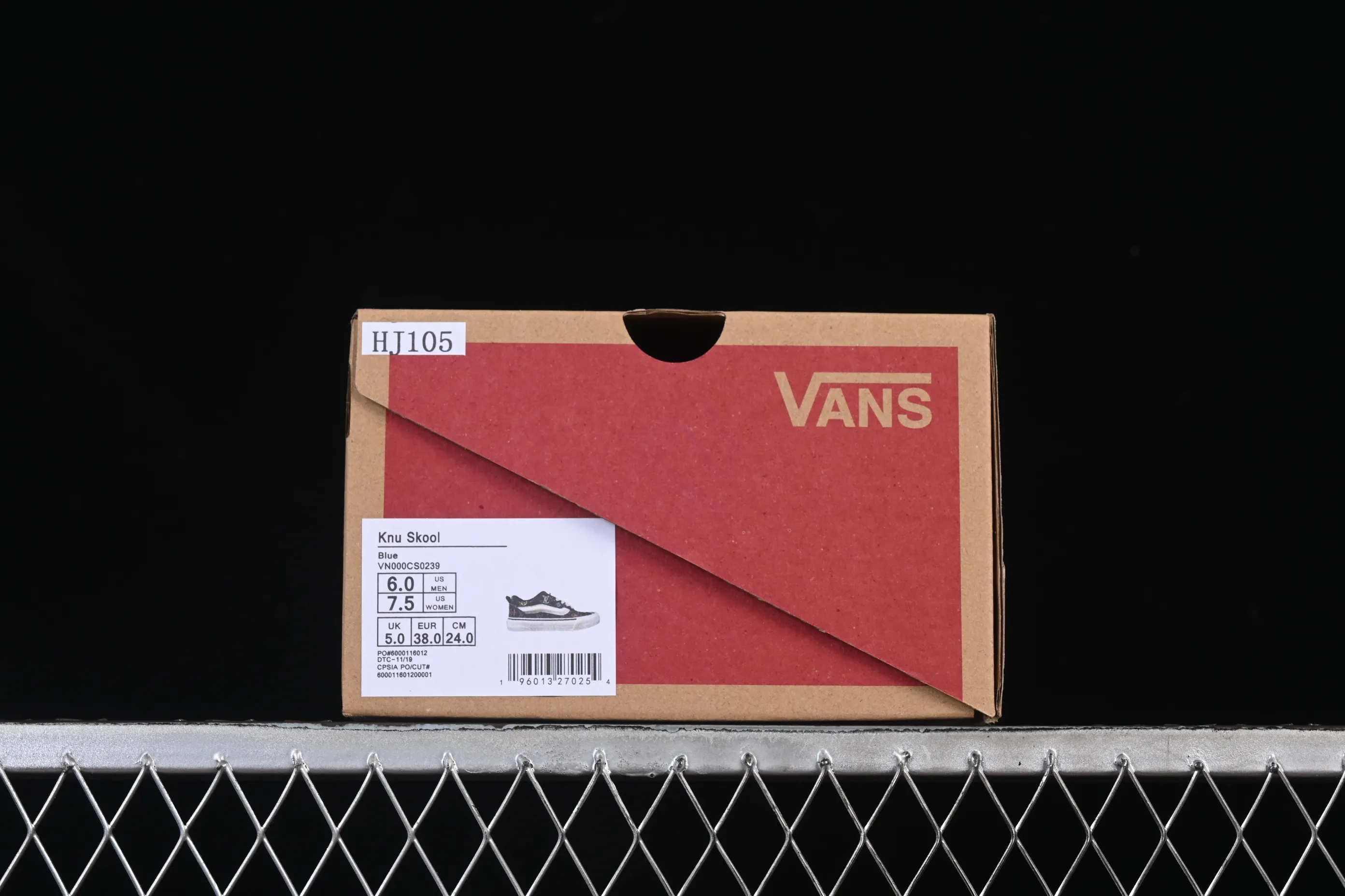 All categories Vans Vans series Vans Low Vans low-top Vans Knu-Skool Vr3 Vans low-top casual sports skateboard shoes VN000CS0239